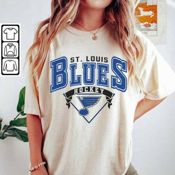 St Louis Blues 90s Hockey Retro Crewneck Graphic Fan Unisex T-Shirt 165 - Picture 1 of 5